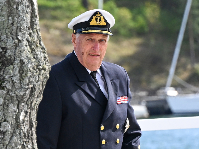 Kong Harald ankommer Frognerkilen i Oslo. Foto: Sven Gj. Gjeruldsen, Det kongelige hoff